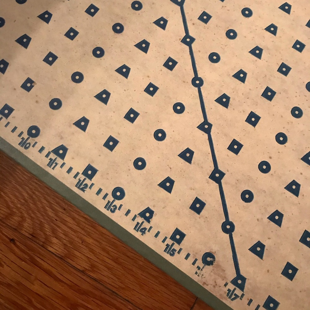 Vintage Pattern cutting board - Picture 5 of 6